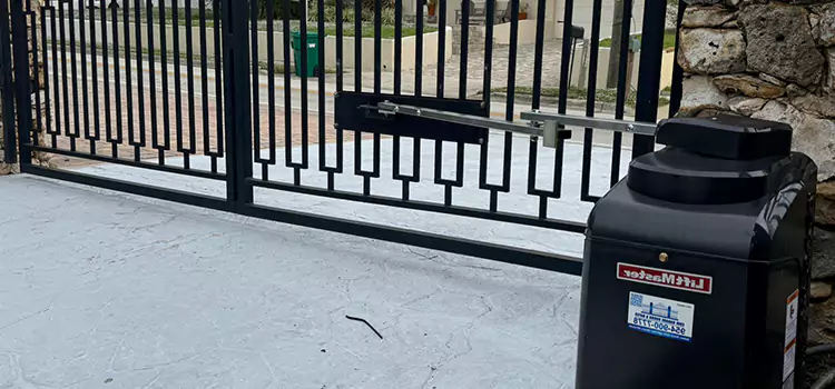 Seamless Installation and Support for Your New Gate in Jasmine Estates, FL