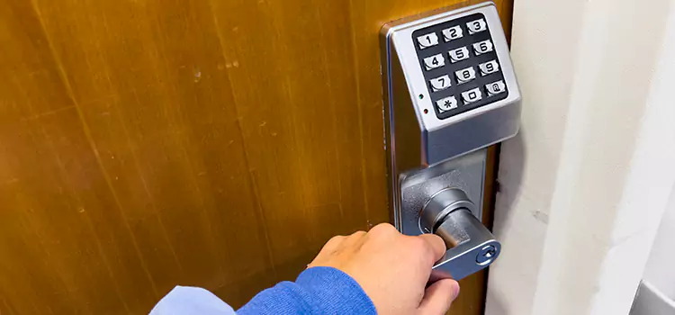 Why Choose Us for Your Keypad Lock Needs in Jasmine Estates, FL?